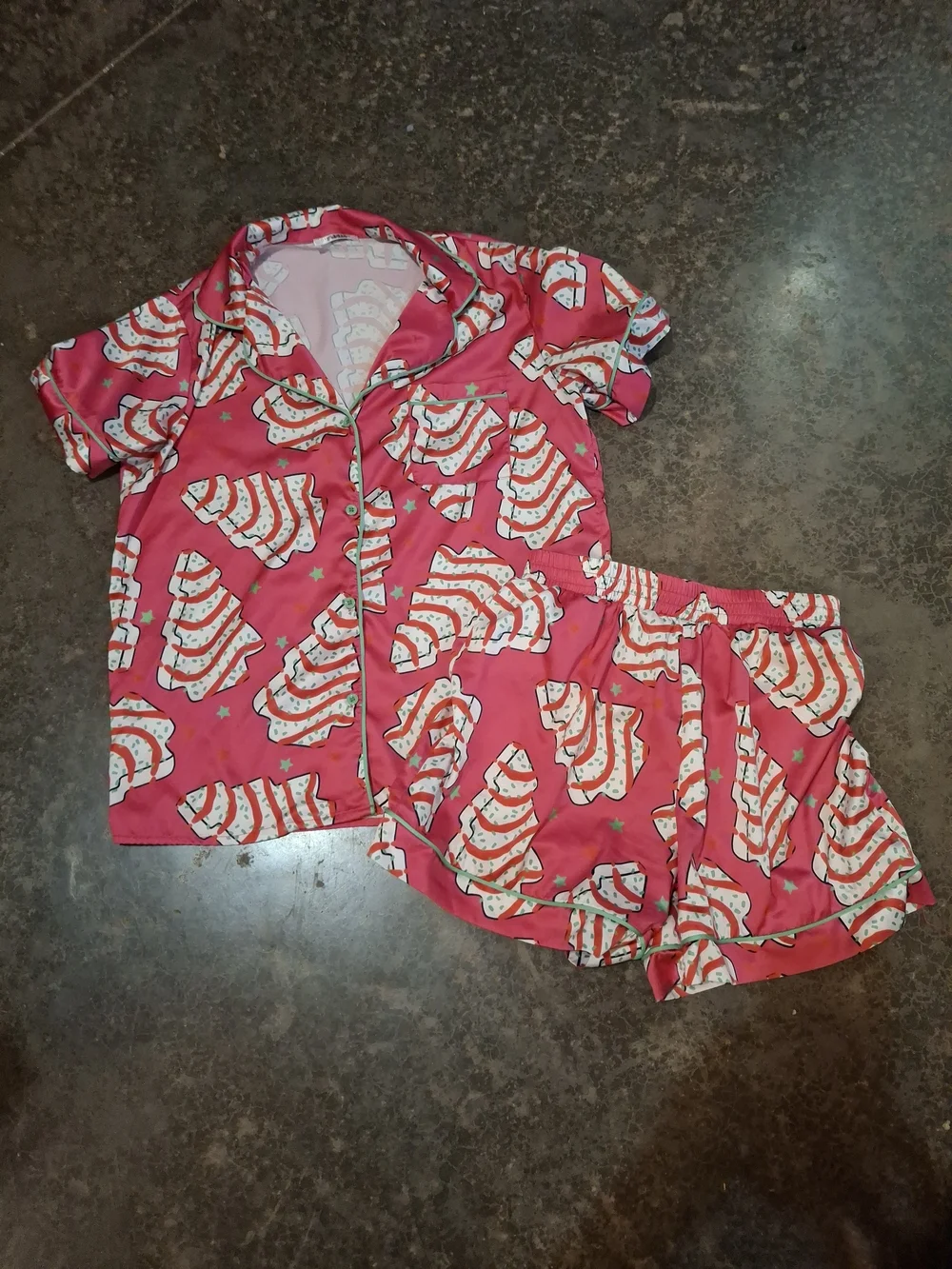 Women's Bright Pink Short Pajama Set Featuring Christmas Tree Cakes